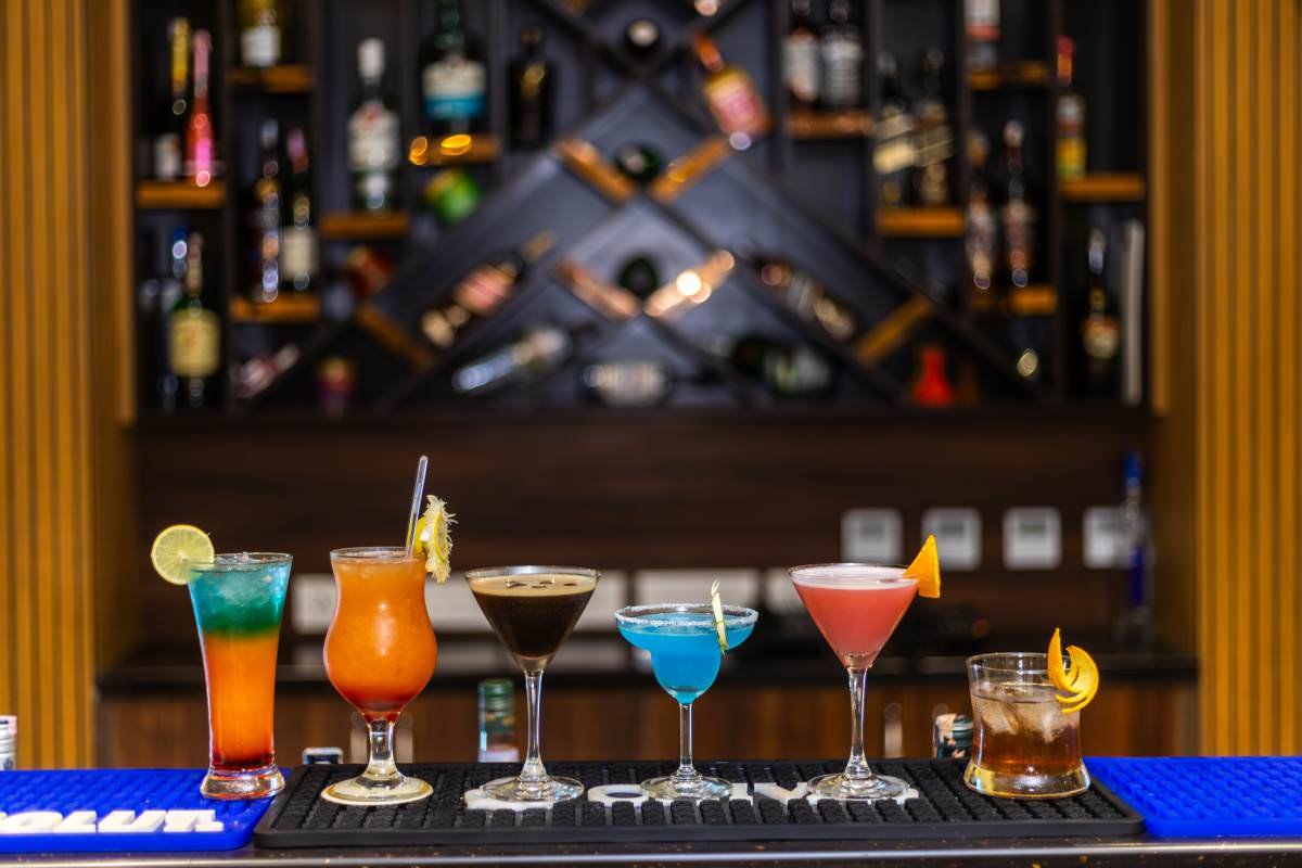 Bar