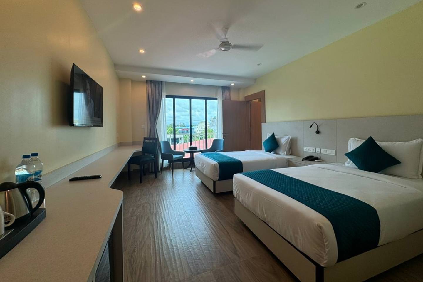 Interconnecting Room 